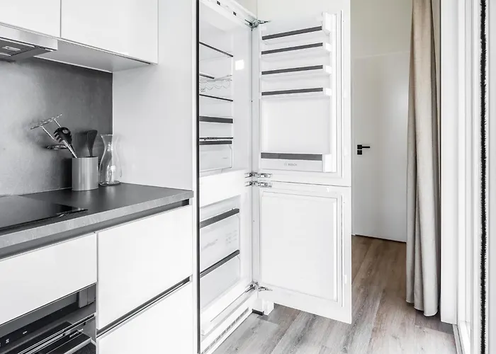 2 Bedroom Awesome In *