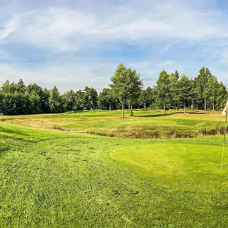 2 Bedroom Awesome In Vakantiehuis